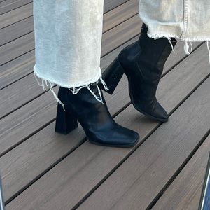 Sam Edelman black booties